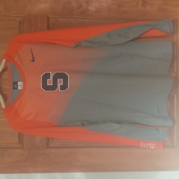 Nike men's M long sleeve Syracuse Uni, varsity dri-fit top w reflective triangle - Picture 16 of 16